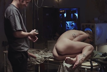 В рот накончал, но это не конец — теперь сквиртуй, вот так, молодец